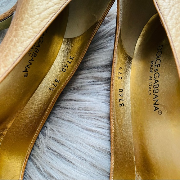 Gold Dolce & Gabbana Textured Pumps - Picture 9 of 9
